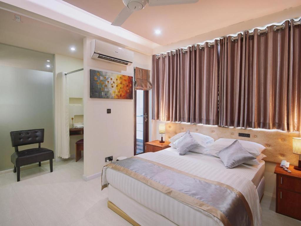 Lonuveli Hotel Hulhumale Kültér fotó