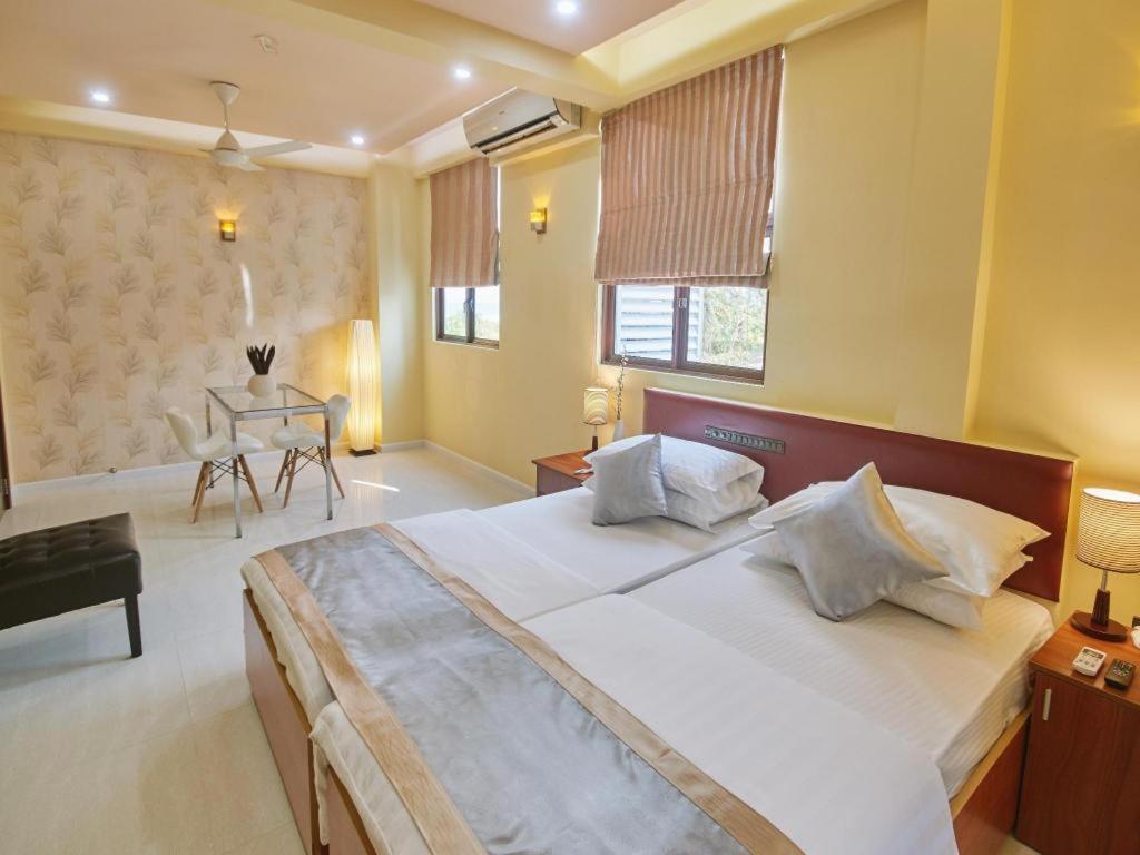 Lonuveli Hotel Hulhumale Kültér fotó